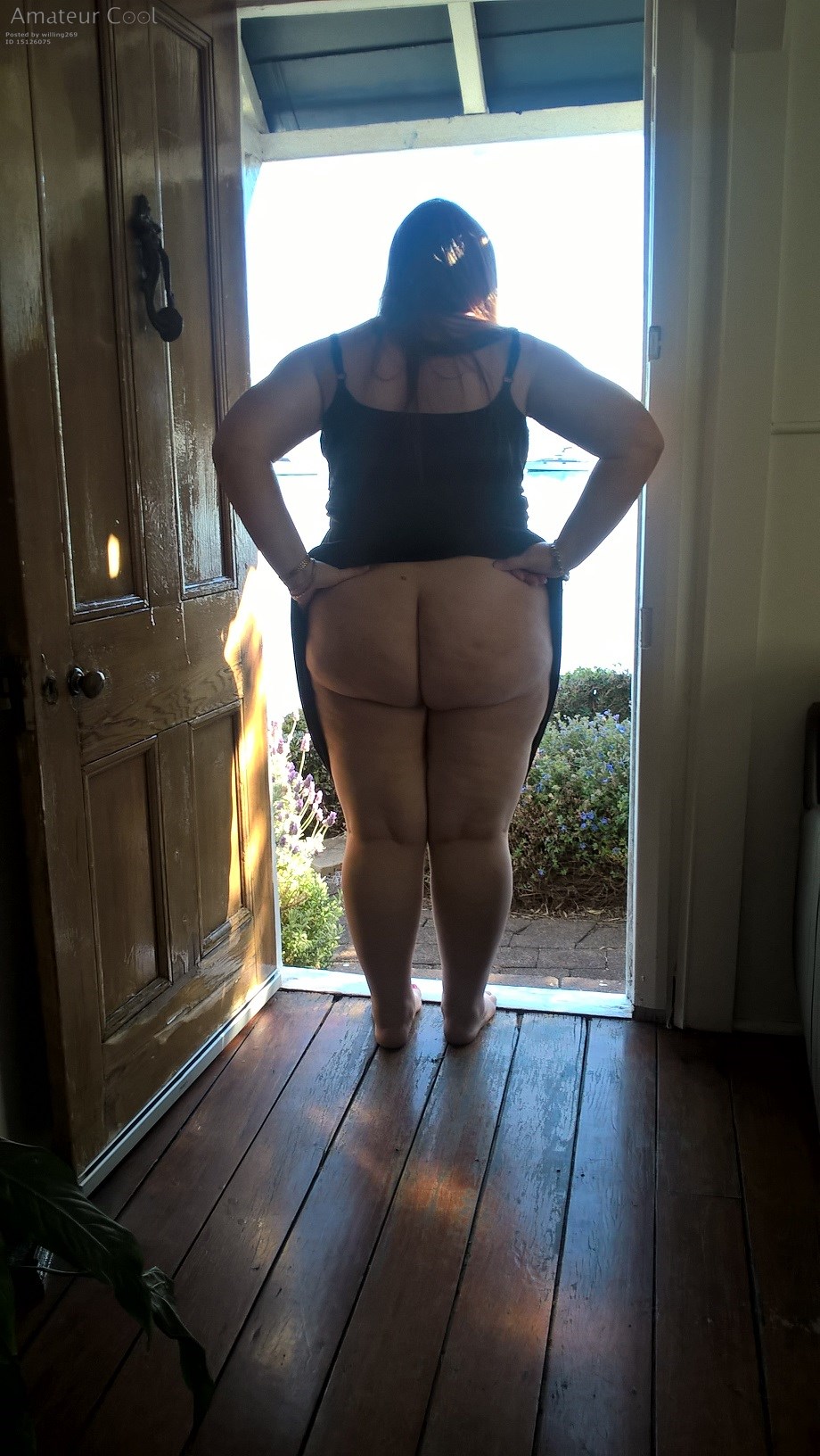 Went to a B& B in NSW SHE WAS STANDING at the front door looking at the lake.