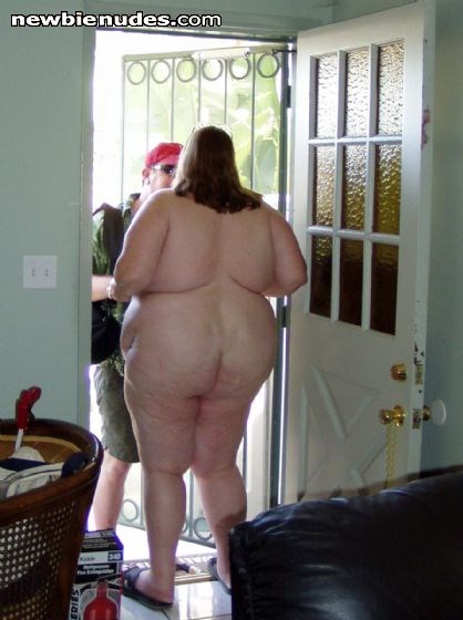 Linda Talley loves to answer the door naked!