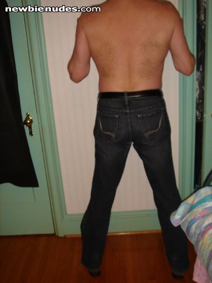 OK, I definitely need some help waxing my back.. who can help me? And then help me pick out a shirt.. party time tonight!