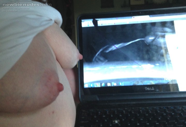 I recently received a very special "tribute" pic from a special friend! Thanks go to Juicy! :)